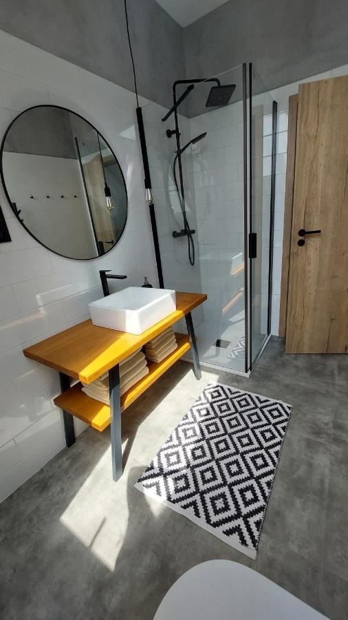 Apartman Po Schodech Nahoru Boretice Bagian luar foto